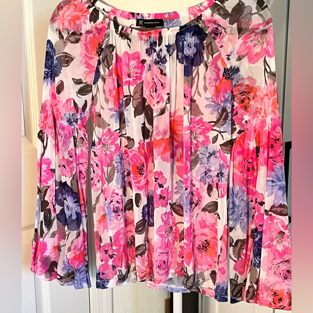 INC Sear Floral Blouse Womens size S Bell Sleeves